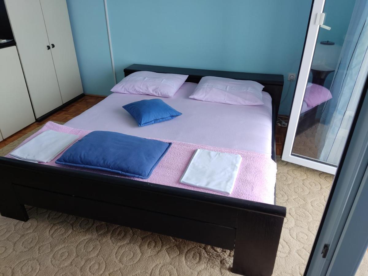 Apartment Varga สเวติยูไร ภายนอก รูปภาพ